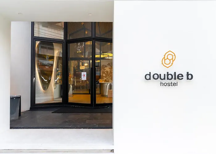 Double B Hostel
